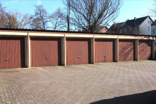 Garagen hinter dem Haus - Erdgeschosswohnung in 45663 Recklinghausen mit 73m² günstig kaufen