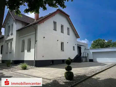 Moderner Traum für die kleine Familie