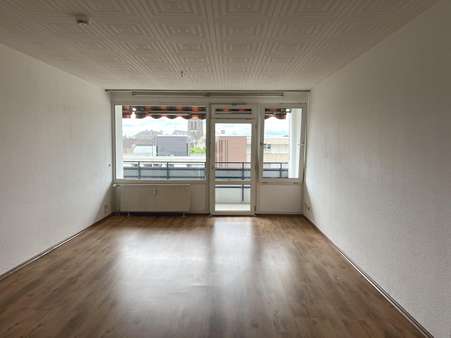 Wohnzimmer - Etagenwohnung in 45699 Herten mit 85m² kaufen