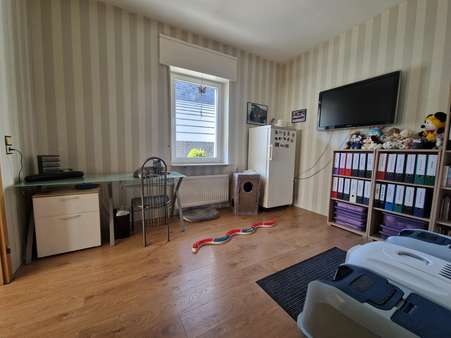 EG - Büro EG - Büro - Zweifamilienhaus in 45663 Recklinghausen mit 132m² als Kapitalanlage kaufen