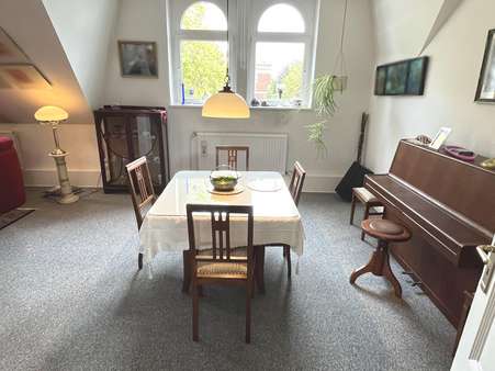 Der Essplatz - Dachgeschosswohnung in 45657 Recklinghausen mit 107m² kaufen