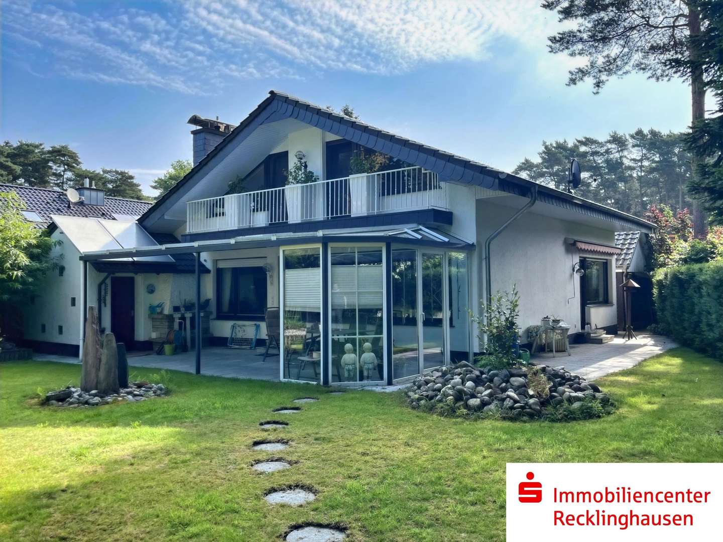Die Rückansicht des Hauses Die Rückansicht des Hauses - Einfamilienhaus in 45721 Haltern am See mit 116m² kaufen