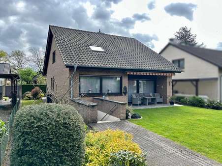 Gartenansicht - Einfamilienhaus in 46397 Bocholt mit 130m² kaufen