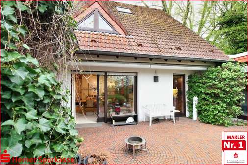Terrasse Terrasse - Einfamilienhaus in 44651 Herne mit 451m² kaufen