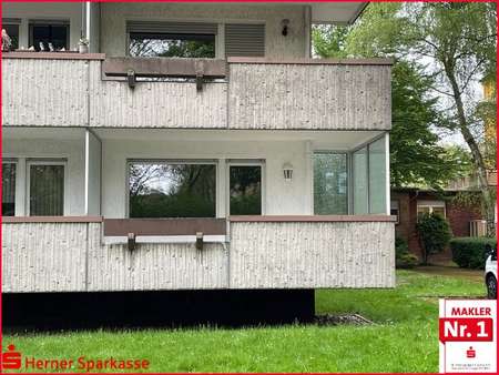 Balkon - Erdgeschosswohnung in 44649 Herne mit 89m² kaufen