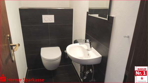 Gäste-WC Gäste-WC - Erdgeschosswohnung in 44649 Herne mit 89m² kaufen