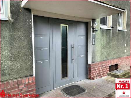 Hauseingang Hauseingang - Mehrfamilienhaus in 44628 Herne mit 342m² als Kapitalanlage kaufen