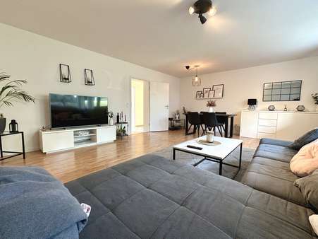 Wohnzimmer Ansicht II - Souterrain-Wohnung in 44289 Dortmund mit 88m² kaufen