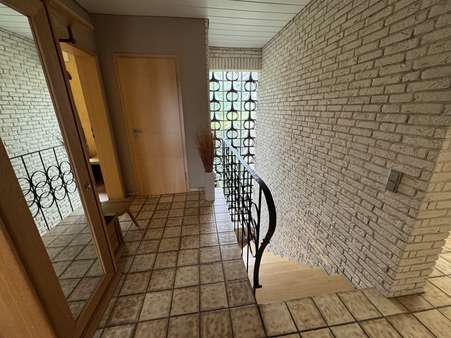 Flur Flur - Erdgeschosswohnung in 44579 Castrop-Rauxel mit 106m² kaufen