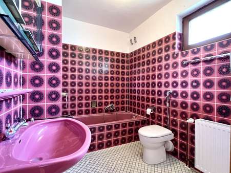 Badezimmer - Bungalow in 58239 Schwerte mit 106m² kaufen