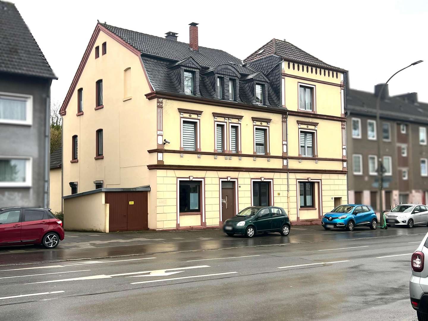 Hausansicht - Mehrfamilienhaus in 44225 Dortmund mit 363m² als Kapitalanlage kaufen