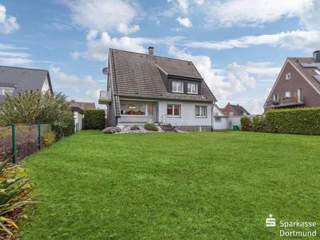 Gartenansicht - Zweifamilienhaus in 44319 Dortmund mit 180m² kaufen