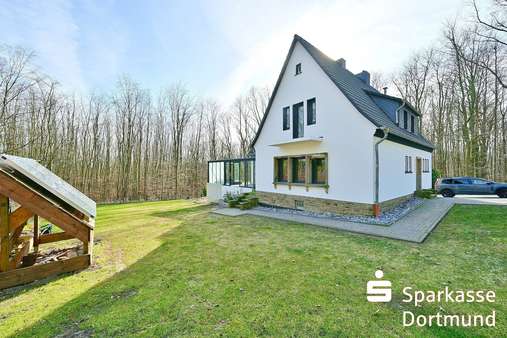 Seitenansicht - Einfamilienhaus in 44265 Dortmund mit 187m² kaufen