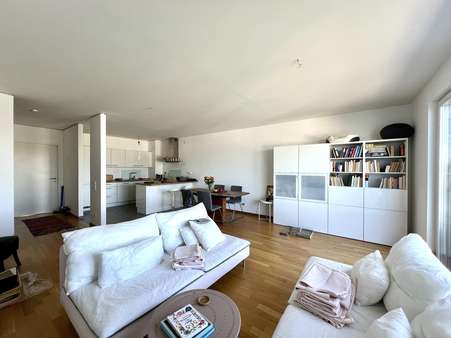 Wohn- & Essbereich mit offener Küche - Etagenwohnung in 44263 Dortmund mit 100m² kaufen