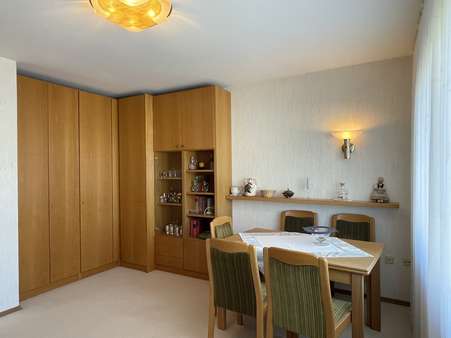 Schlafzimmer - Etagenwohnung in 44139 Dortmund mit 85m² kaufen