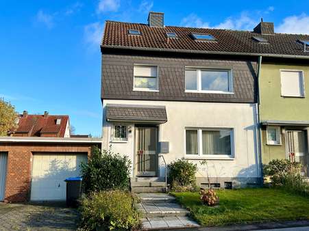 Vorderansicht - Doppelhaushälfte in 44287 Dortmund mit 100m² kaufen