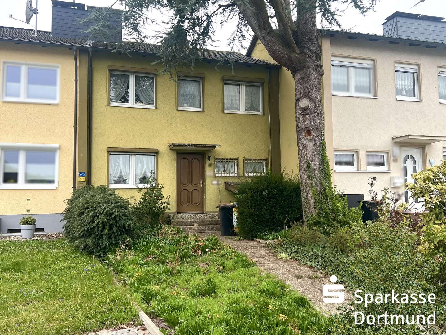 Hausansicht Hausansicht - Reihenmittelhaus in 44309 Dortmund mit 97m² kaufen