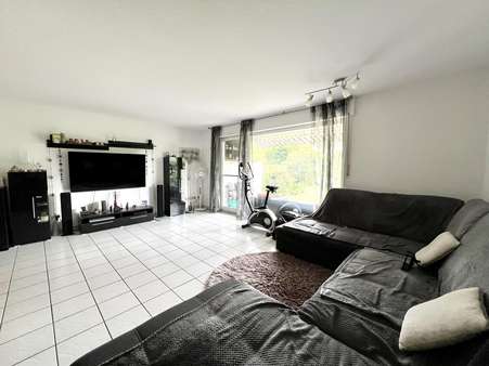 Wohnzimmer Wohnzimmer - Etagenwohnung in 58239 Schwerte mit 94m² kaufen