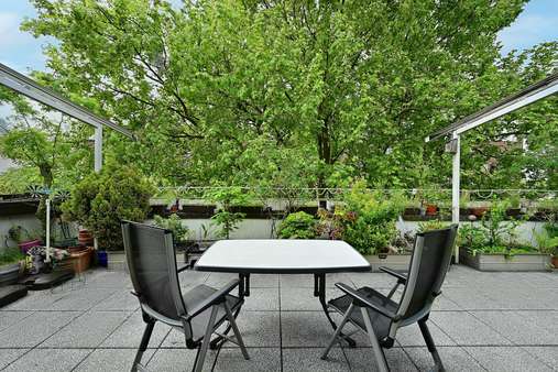 Dachterrasse Penthouse links Dachterrasse Penthouse links - Wohn- / Geschäftshaus in 44137 Dortmund mit 1841m² als Kapitalanlage kaufen