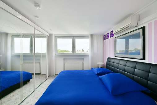 Schlafzimmer Penthouse links Schlafzimmer Penthouse links - Wohn- / Geschäftshaus in 44137 Dortmund mit 1841m² als Kapitalanlage kaufen