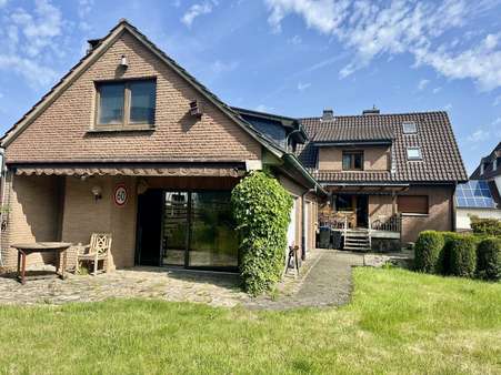 Hausansicht Gartenseite Hausansicht Gartenseite - Einfamilienhaus in 59368 Werne mit 130m² kaufen
