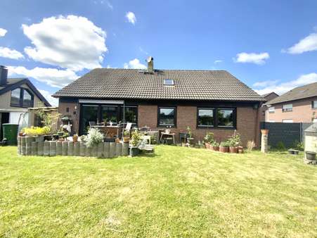 die Terrasse gestalten Sie nach Ihren Vorstellungen - Einfamilienhaus in 59379 Selm mit 145m² kaufen