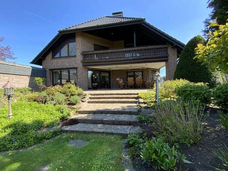Hausansicht Gartenseite - Einfamilienhaus in 59368 Werne mit 241m² kaufen