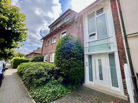 Hauseingang Hauseingang - Mehrfamilienhaus in 59368 Werne mit 247m² kaufen