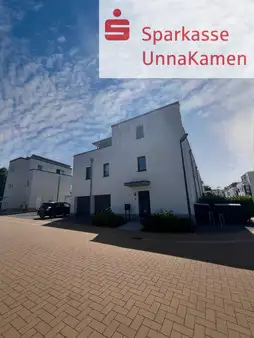 Seltene Chance in Top-Lage - Moderne Erdgeschosswohnung in KfW70-Haus