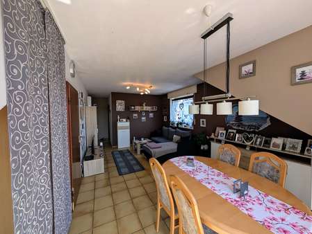 Wohn-/ Essbezimmer Wohn-/ Essbezimmer - Dachgeschosswohnung in 59425 Unna mit 70m² kaufen