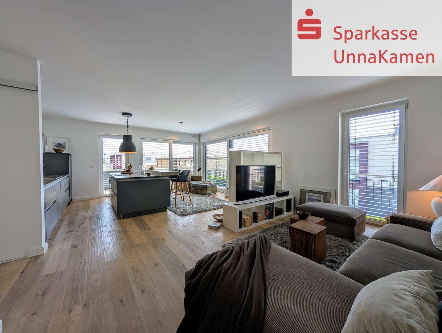 Wohnzimmer - Blick Richtung Küche Wohnzimmer - Blick Richtung Küche - Etagenwohnung in 44263 Dortmund mit 92m² kaufen
