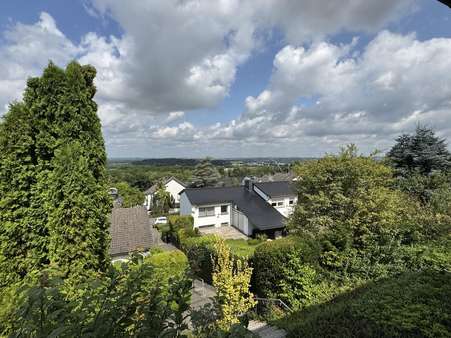 Blick über Sümmern Blick über Sümmern - Einfamilienhaus in 58640 Iserlohn mit 156m² kaufen