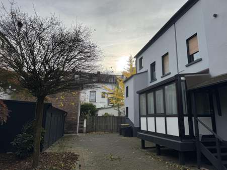 Ansicht von der Hofseite - Mehrfamilienhaus in 58636 Iserlohn mit 478m² kaufen