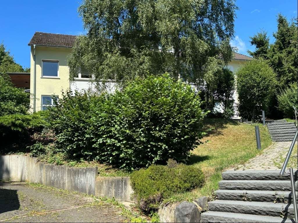 Dachgeschosswohnung in 58675 Hemer mit 81m² kaufen