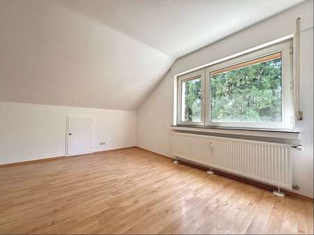 Kinder-/Arbeitszimmer - Dachgeschosswohnung in 58675 Hemer mit 81m² kaufen