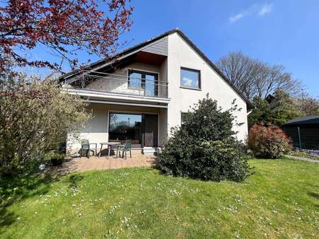 Außenansicht Außenansicht - Zweifamilienhaus in 58675 Hemer mit 192m² kaufen