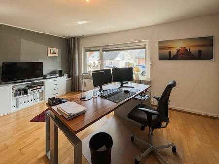 Arbeitszimmer EG - Zweifamilienhaus in 58675 Hemer mit 200m² kaufen