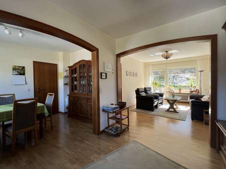 Wohn-/Essbereich - Zweifamilienhaus in 58675 Hemer mit 280m² kaufen
