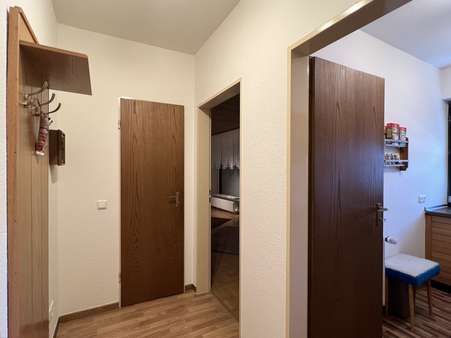 Flur Flur - Etagenwohnung in 58675 Hemer mit 101m² kaufen