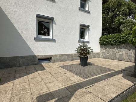 Terrasse - Zweifamilienhaus in 58675 Hemer mit 240m² kaufen