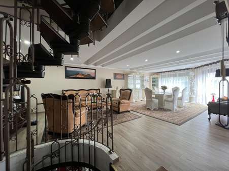 Wohn-/ Esszimmer - Einfamilienhaus in 58706 Menden mit 169m² kaufen