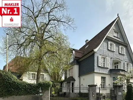 Ehemalige Unternehmervilla mit Kutschehaus in bevorzugter Lage von Iserlohn