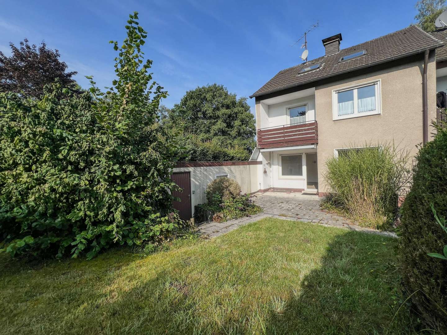 Gartenansicht - Reiheneckhaus in 58706 Menden mit 94m² kaufen