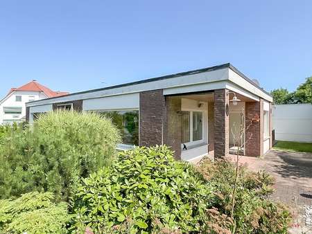 Vorderansicht - Bungalow in 58706 Menden mit 116m² kaufen