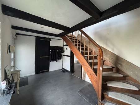Eingangsbereich EG - Zweifamilienhaus in 58640 Iserlohn mit 261m² kaufen