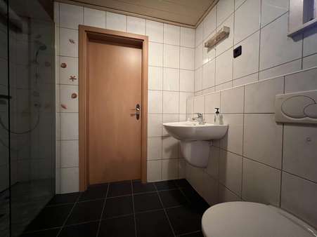 Badezimmer im EG - Einfamilienhaus in 58706 Menden mit 120m² kaufen