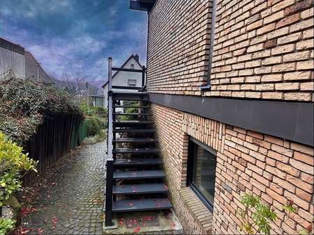 Treppe zum Haupthaus - Einfamilienhaus in 58135 Hagen mit 221m² kaufen