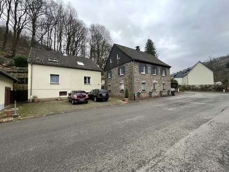 Gesamtansicht - Landhaus in 58119 Hagen mit 260m² kaufen