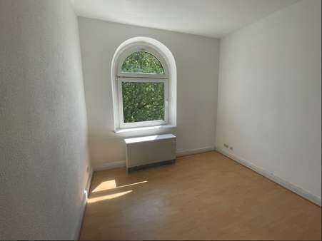 2. OG - Zimmer 2. OG - Zimmer - Wohn- / Geschäftshaus in 58119 Hagen mit 214m² als Kapitalanlage kaufen