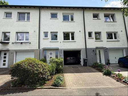 Straßenansicht Bild 1 - Reihenmittelhaus in 58091 Hagen mit 115m² kaufen